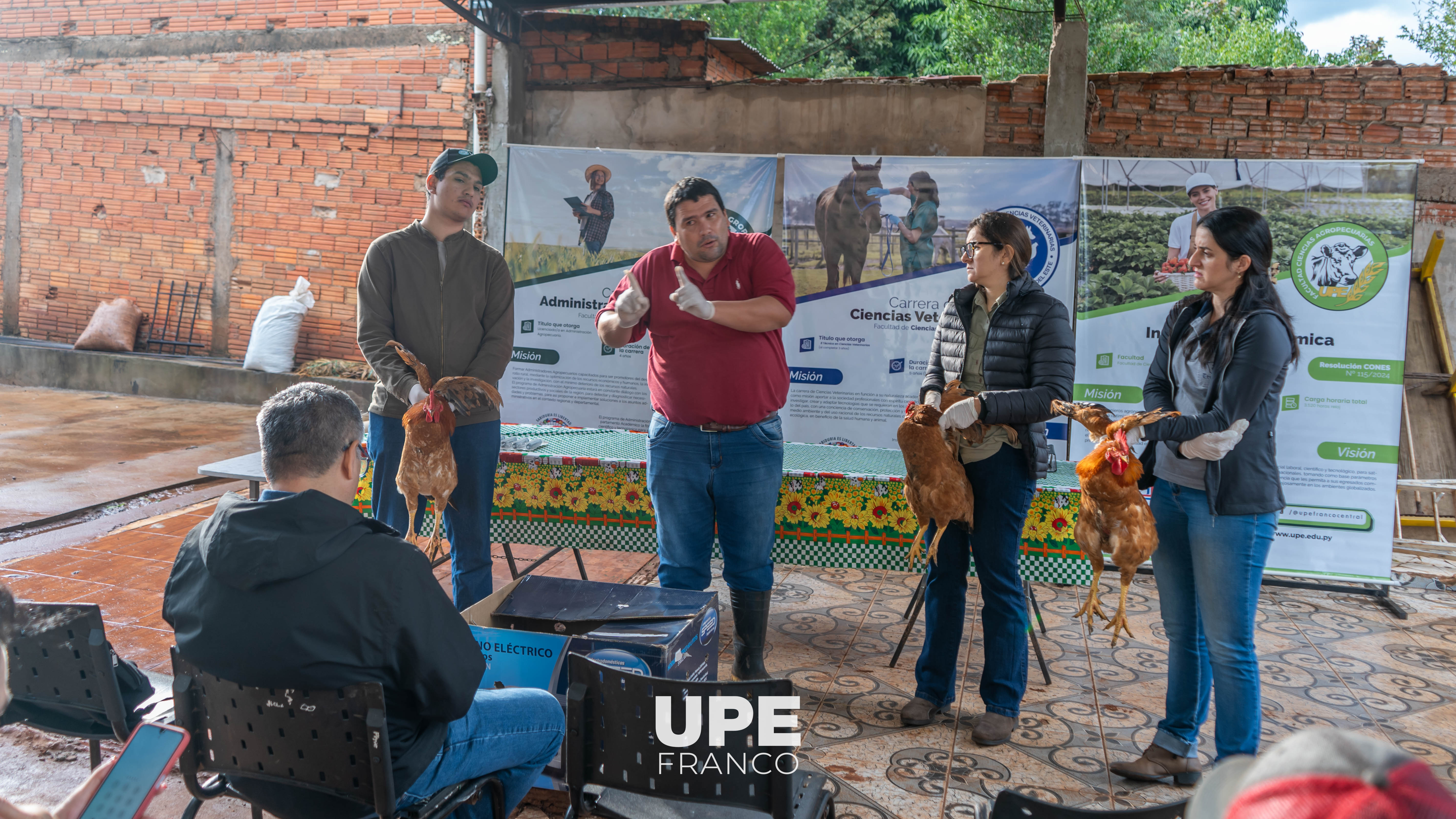 UPE Franco realizó cierre del Diplomado en Producción Avícola