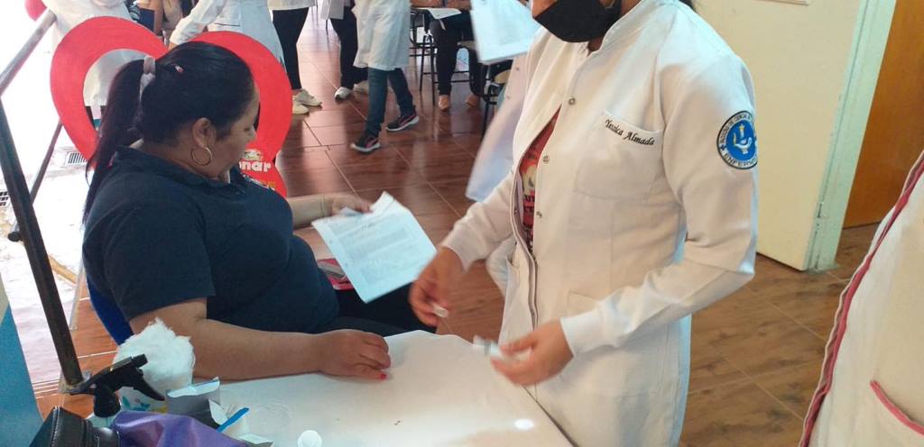 Donación voluntaria de sangre en la UPE