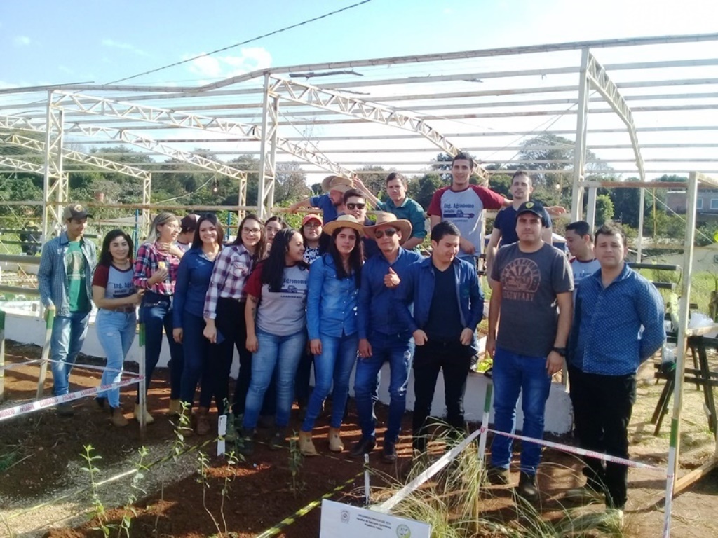 Jornada de Clausura del Semestre y exposición de trabajo del Campo de Investigación y Experimentación