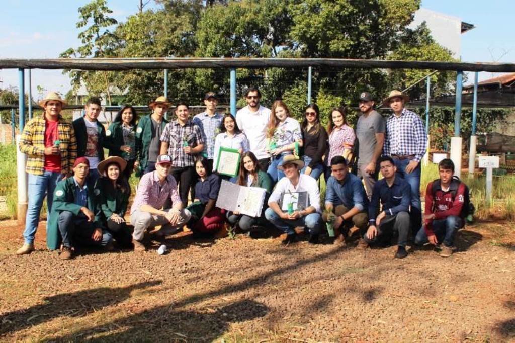 Jornada de Clausura del Semestre y exposición de trabajo del Campo de Investigación y Experimentación