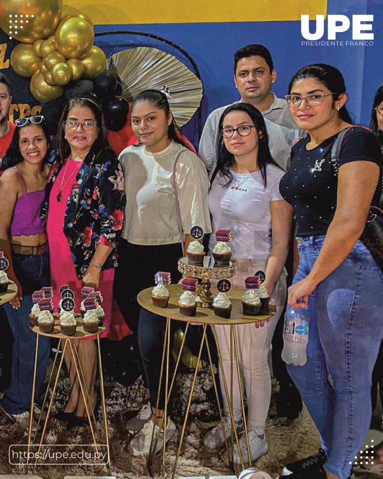 Maestros celebran su día en la UPE 