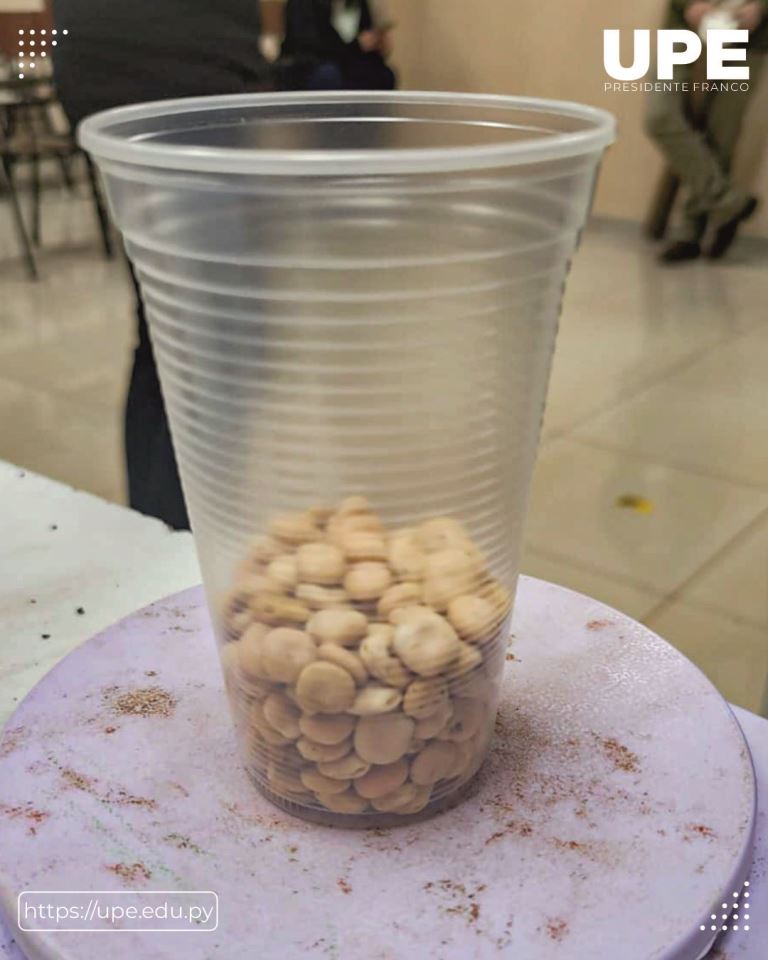 Práctica de Laboratorio en la Facultad de Ciencias Agropecuarias 