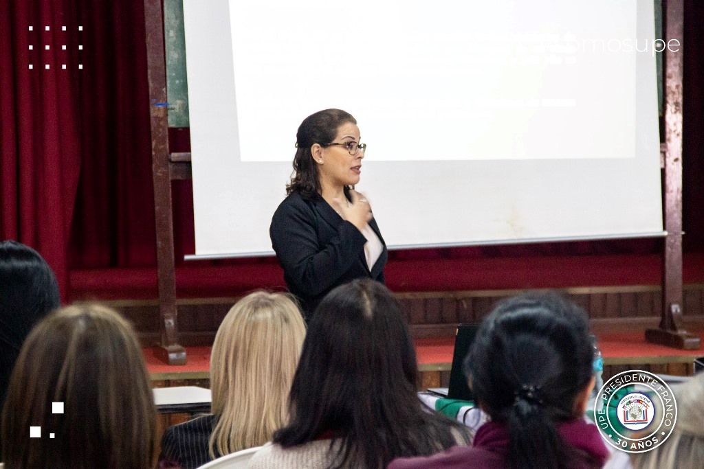 Charla sobre el Bullying en el Centro Regional de Educación, CRECE.