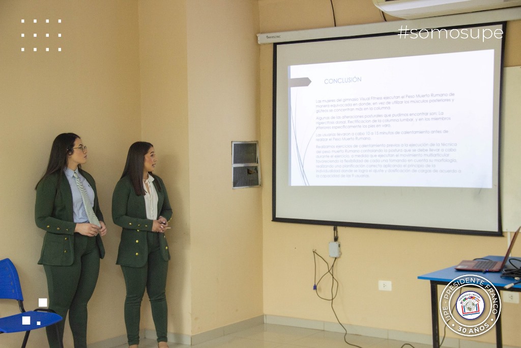 Carrera Kinesiología y Fisioterapia,  Presentación y defensa de Trabajo Final de Grado 