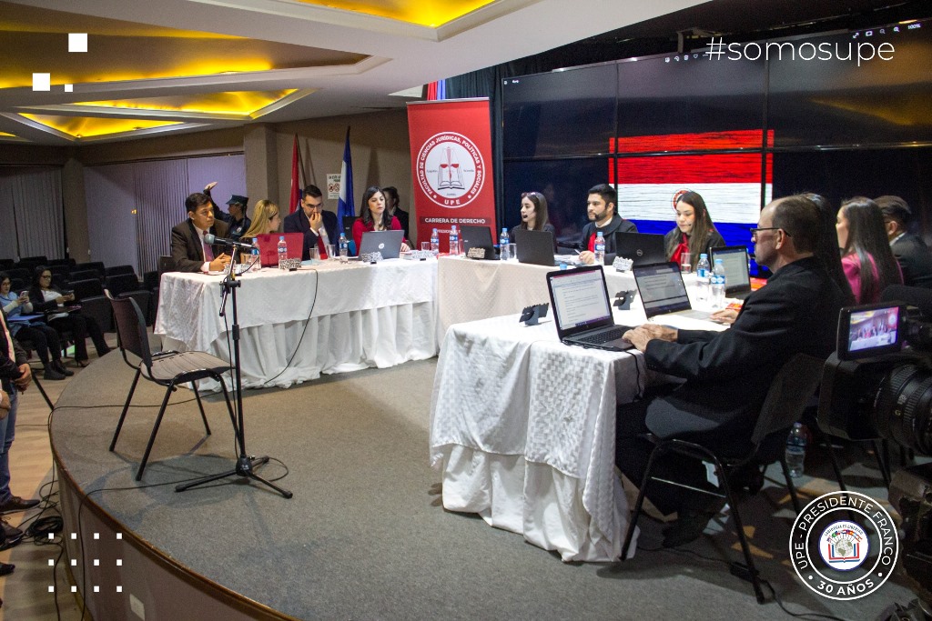 Simulación de Juicio Oral, Facultad de Ciencias Políticas Jurídicas y Sociales, Carrera de Derecho.