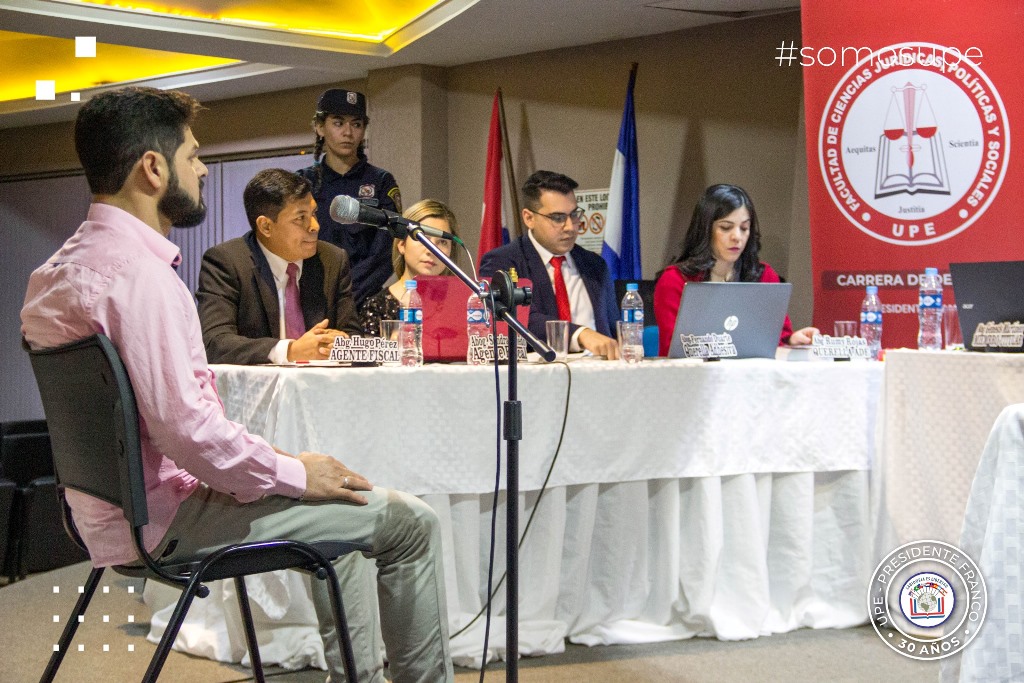 Simulación de Juicio Oral, Facultad de Ciencias Políticas Jurídicas y Sociales, Carrera de Derecho.