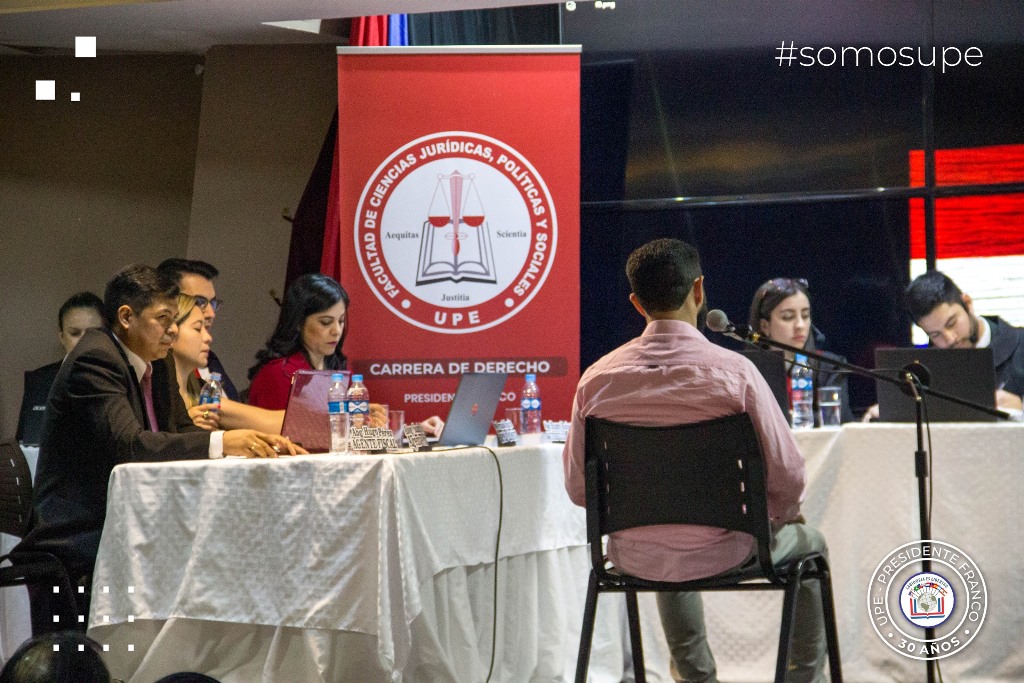 Simulación de Juicio Oral, Facultad de Ciencias Políticas Jurídicas y Sociales, Carrera de Derecho.