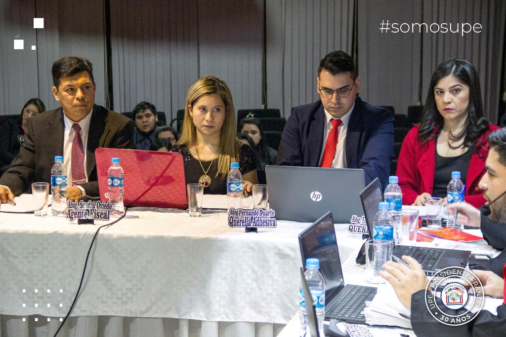 Simulación de Juicio Oral, Facultad de Ciencias Políticas Jurídicas y Sociales, Carrera de Derecho.