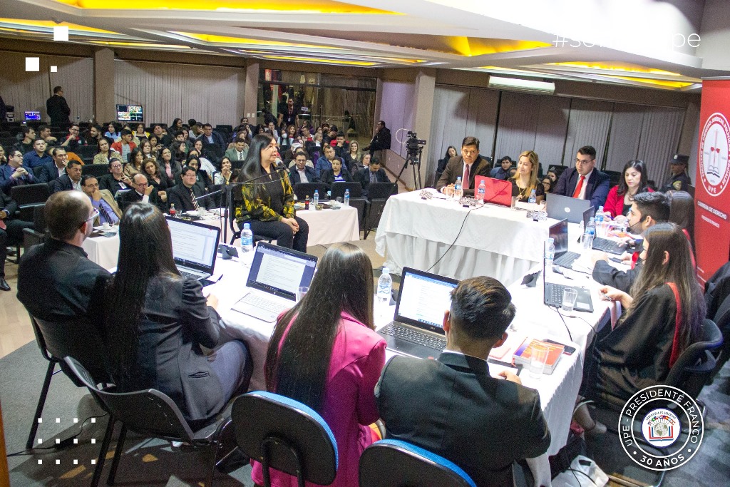 Simulación de Juicio Oral, Facultad de Ciencias Políticas Jurídicas y Sociales, Carrera de Derecho.