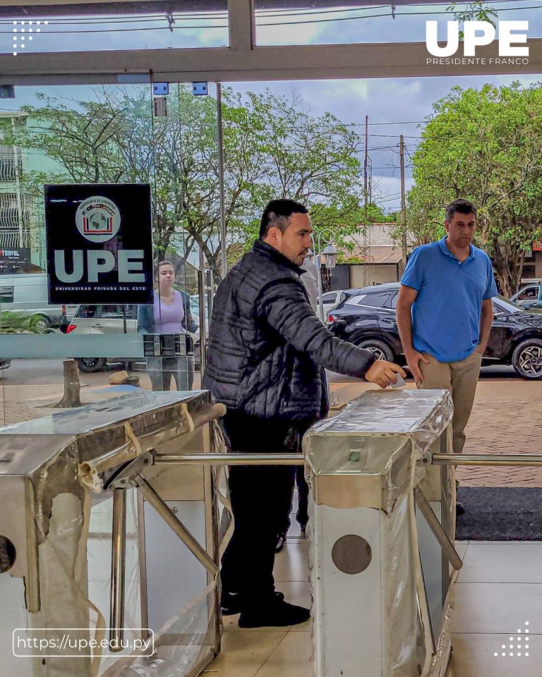 UPE recibe la visita del reconocido médico brasileño Fábio Colagrossi Paes Barbosa