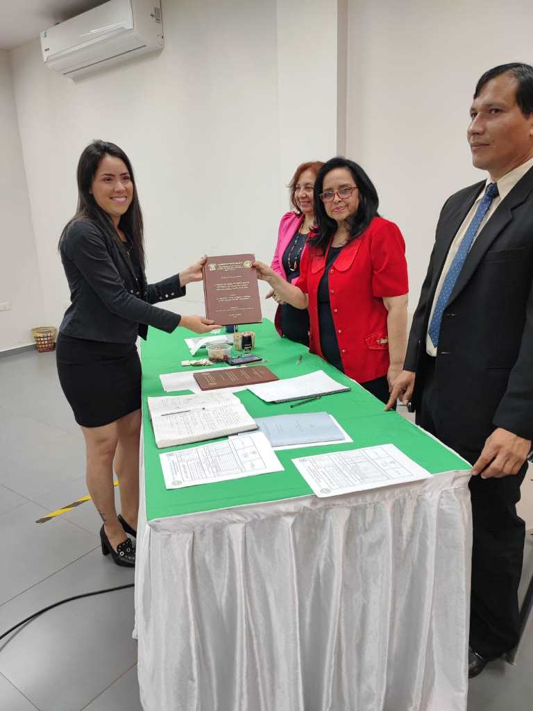 Presentación y defensa de Trabajo Final de Grado