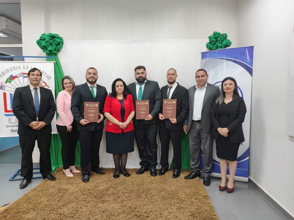 Presentación y defensa de Trabajo Final de Grado