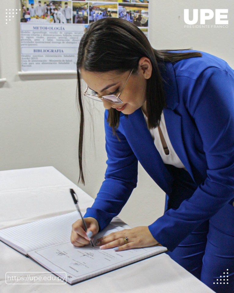 Nuevos Egresados de la Facultad de Ciencias de la Salud La UPE forjando futuros brillantes