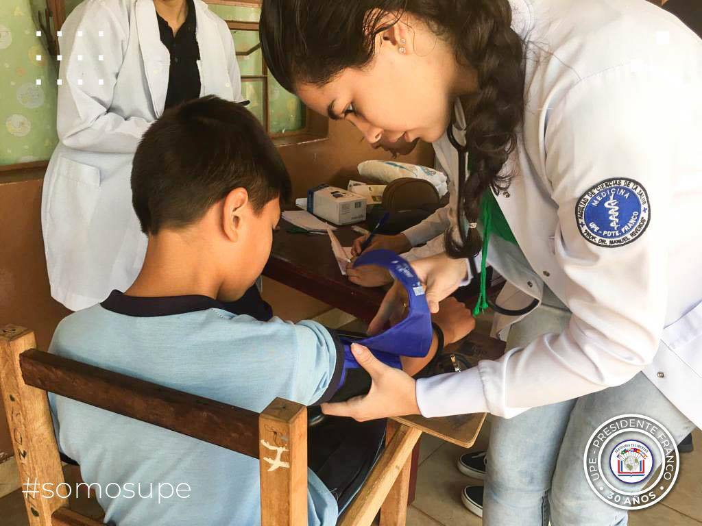 Jornada de Inspección Médica a alumnos del 4to y 5to grados de la Escuela Básica 5.452 San Alfredo de Ciudad del Este.