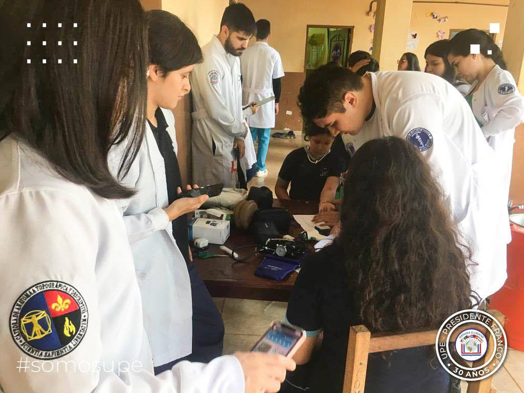 Jornada de Inspección Médica a alumnos del 4to y 5to grados de la Escuela Básica 5.452 San Alfredo de Ciudad del Este.