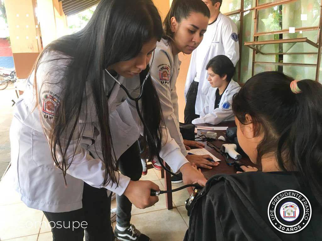 Jornada de Inspección Médica a alumnos del 4to y 5to grados de la Escuela Básica 5.452 San Alfredo de Ciudad del Este.