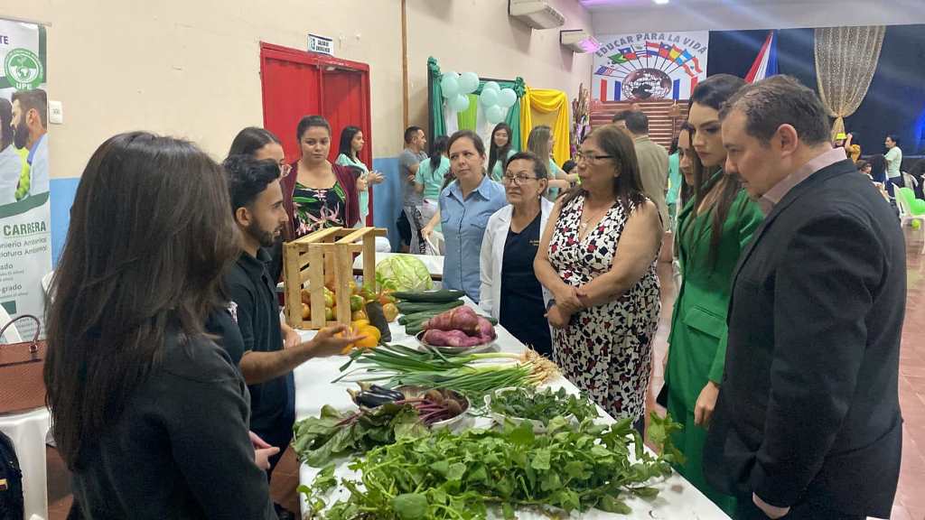 Expo Nutrinnovar en la UPE