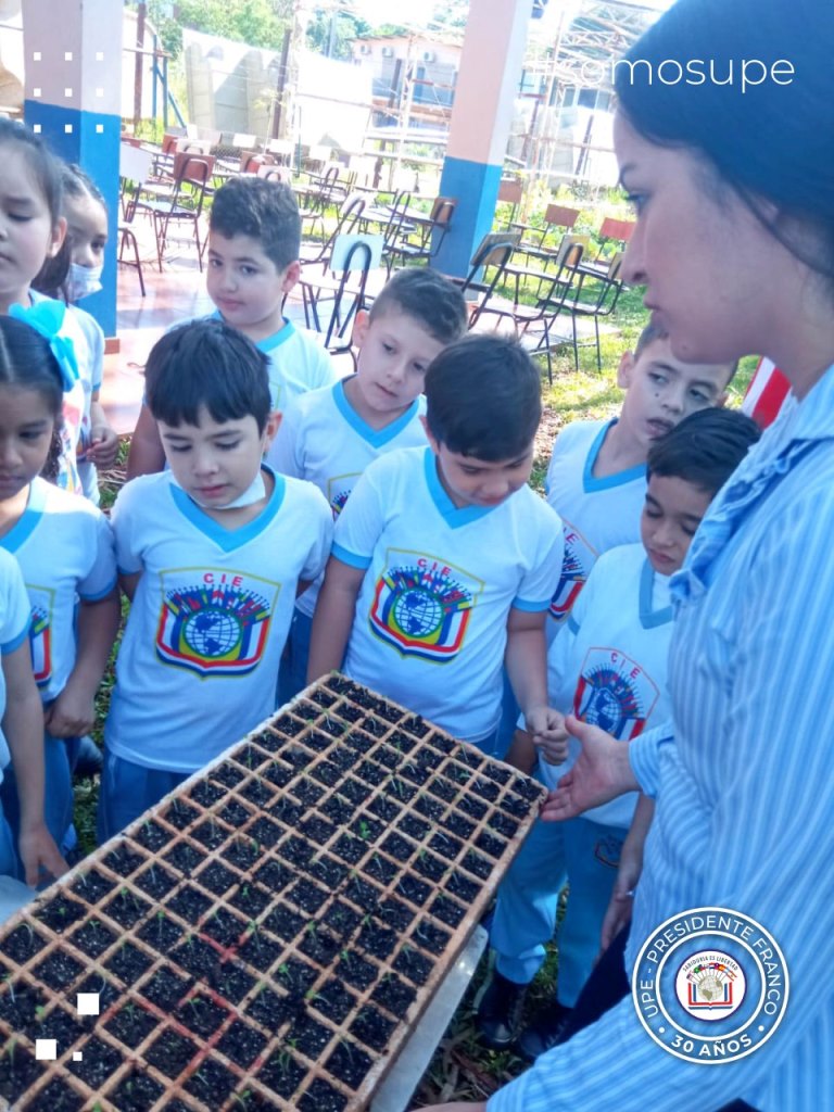 Alumnos del Jardín y Preescolar visitaron el centro experimental, Facultad de Ciencias Agropecuarias