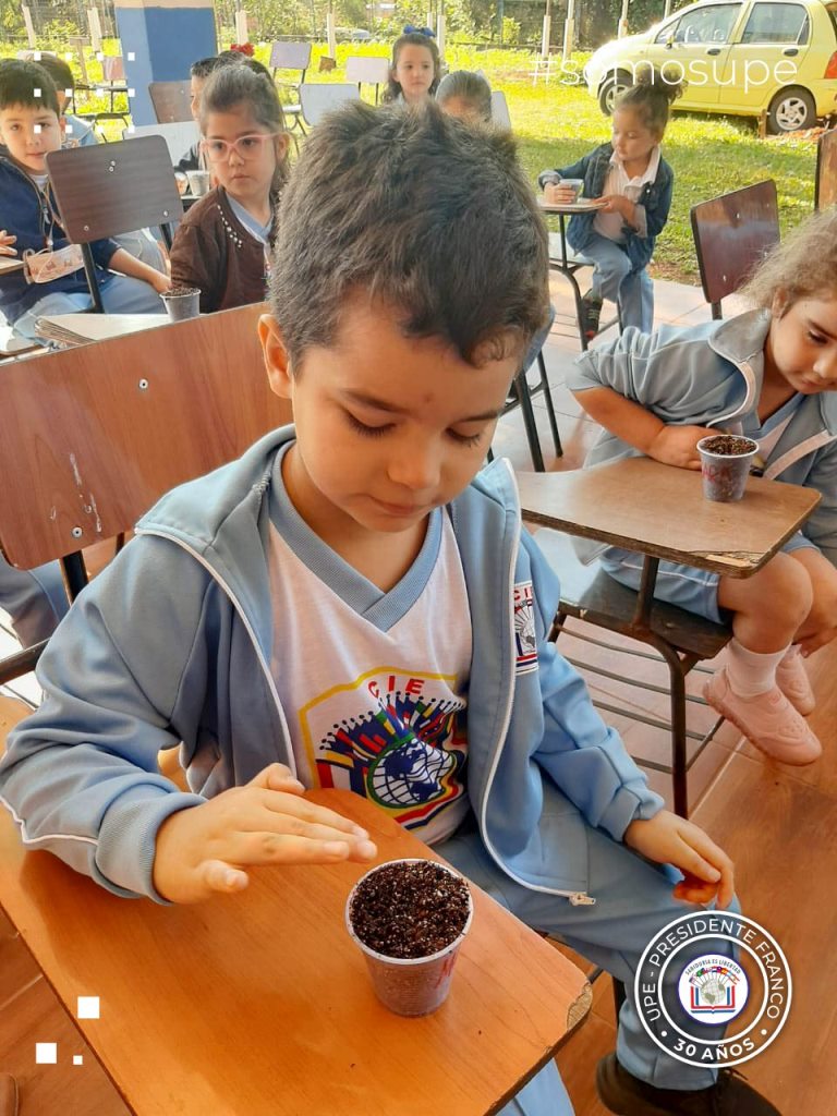 Alumnos del Jardín y Preescolar visitaron el centro experimental, Facultad de Ciencias Agropecuarias