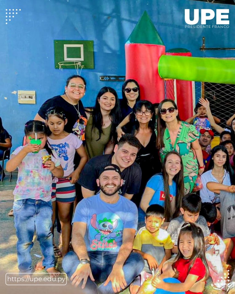 Estudiantes de Derecho visitan el Hogar Las Tías Estudio de las Medidas de Protección