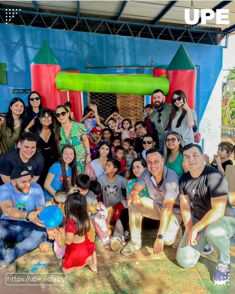 Estudiantes de Derecho visitan el Hogar Las Tías Estudio de las Medidas de Protección