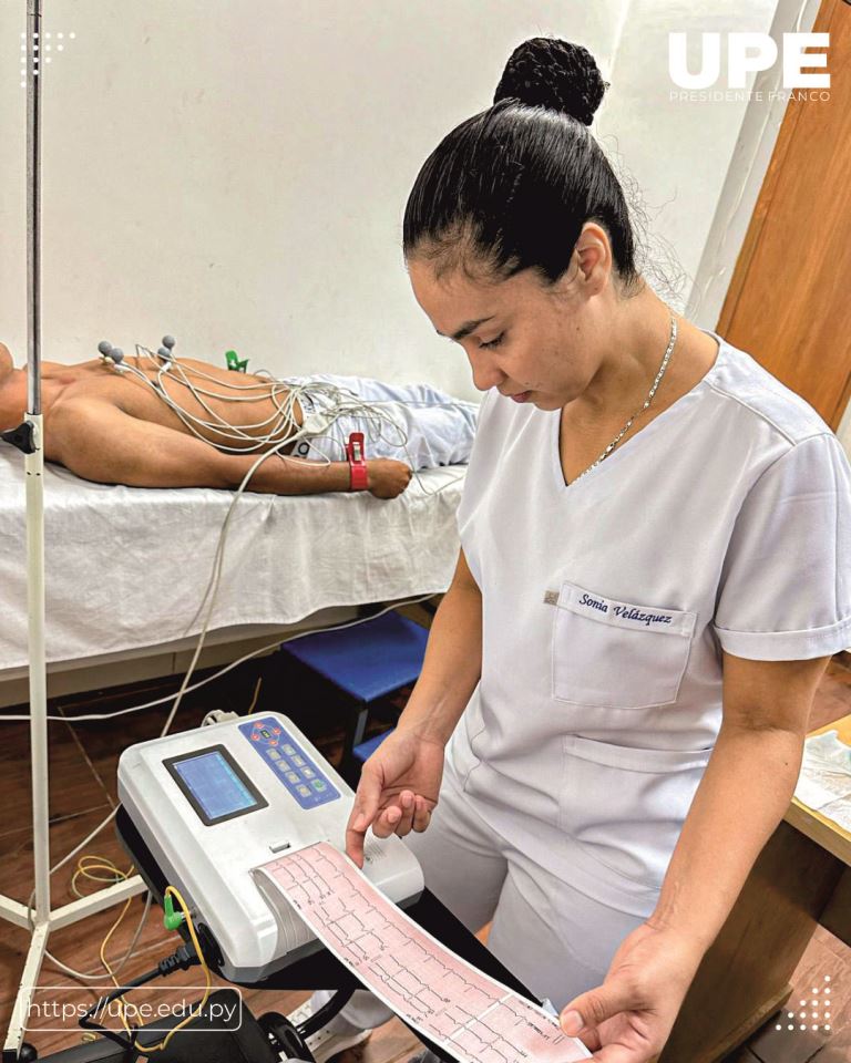 Jornada de Salud Comunitaria: Prácticas de Enfermería en la UPE