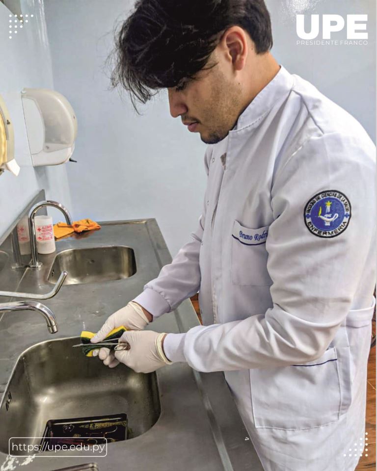 Jornada de Salud Comunitaria: Prácticas de Enfermería en la UPE