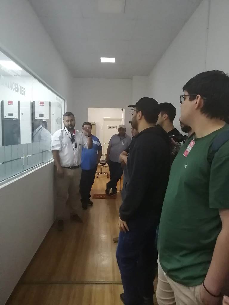 Visita técnica y jornada de Extensión Universitaria con alumnos del 5° Año la Carrera de Ingeniería Informática