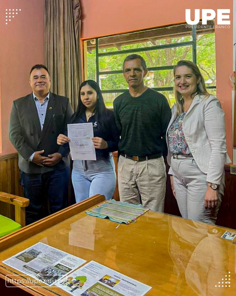 Alumnos de Agronomía reciben certificados de Pasantía