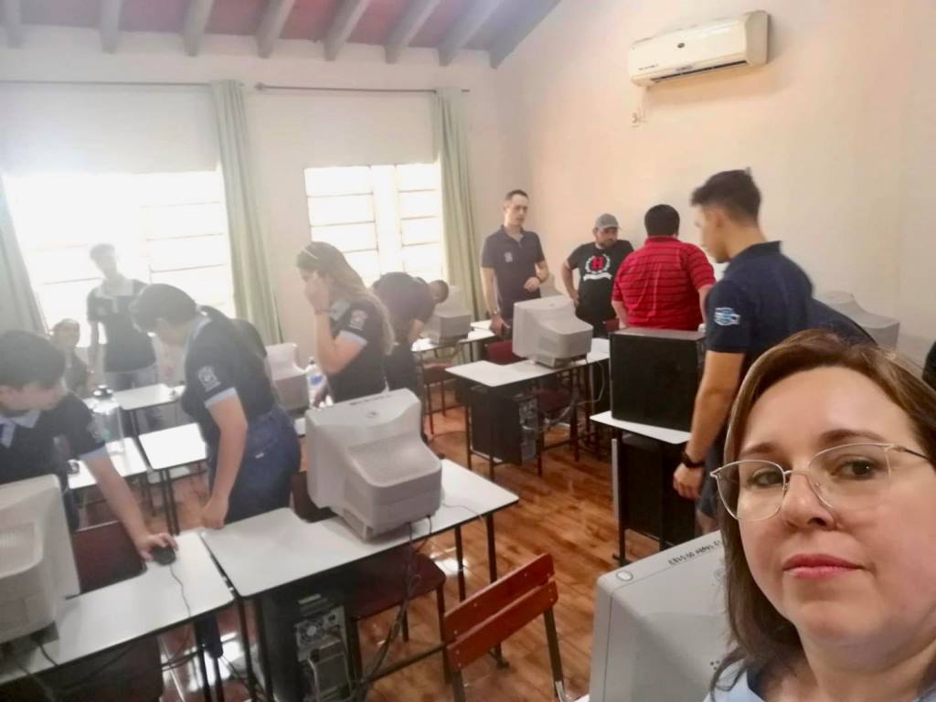 Facultad de Ciencias de la Informática Jornada de Extensión Universitaria