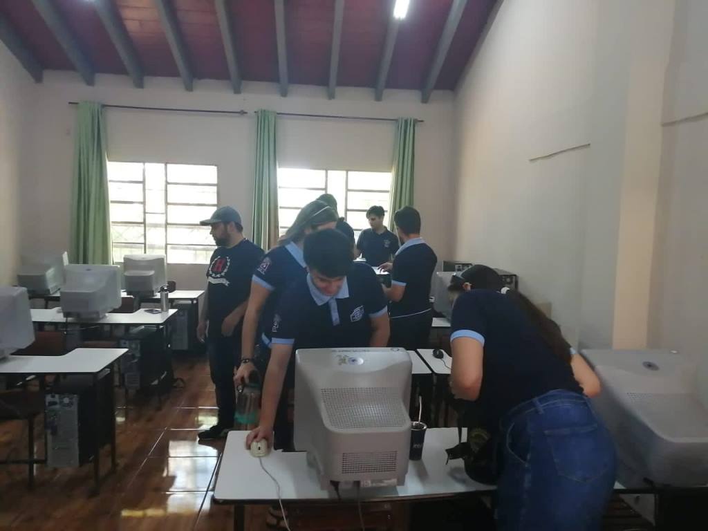 Facultad de Ciencias de la Informática Jornada de Extensión Universitaria