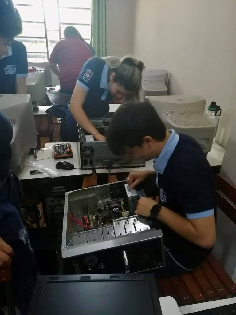 Facultad de Ciencias de la Informática Jornada de Extensión Universitaria