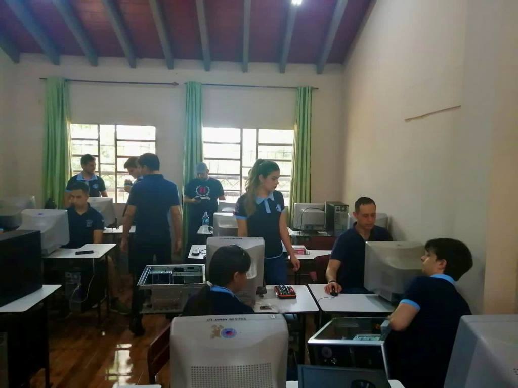 Facultad de Ciencias de la Informática Jornada de Extensión Universitaria
