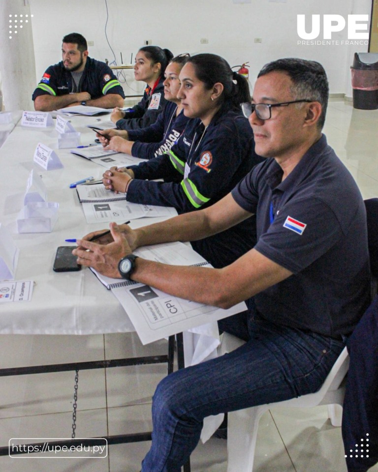 Bomberos realizan Curso de Capacitación en la UPE