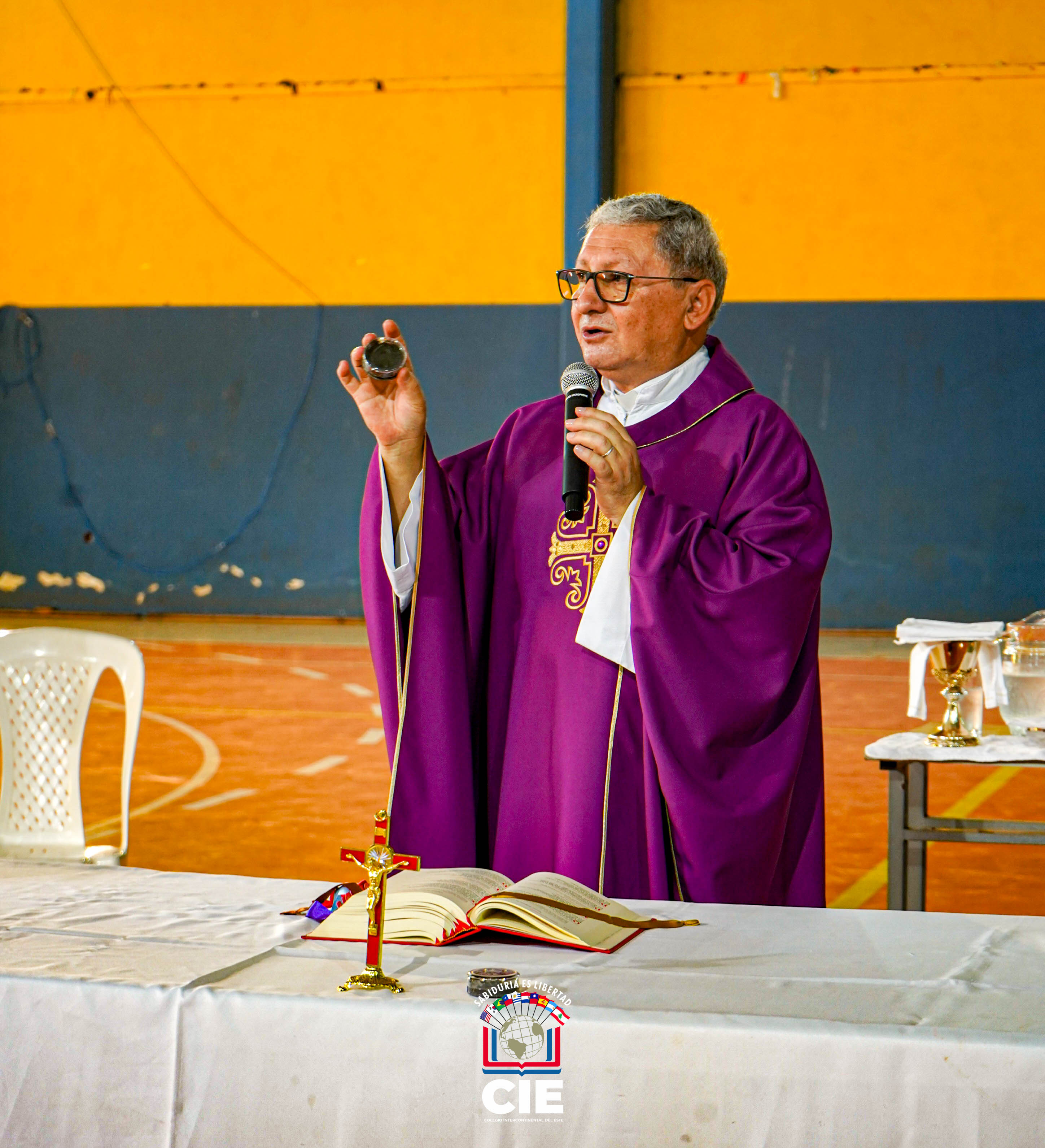 Misa de Cenizas en el Colegio Intercontinental del Este