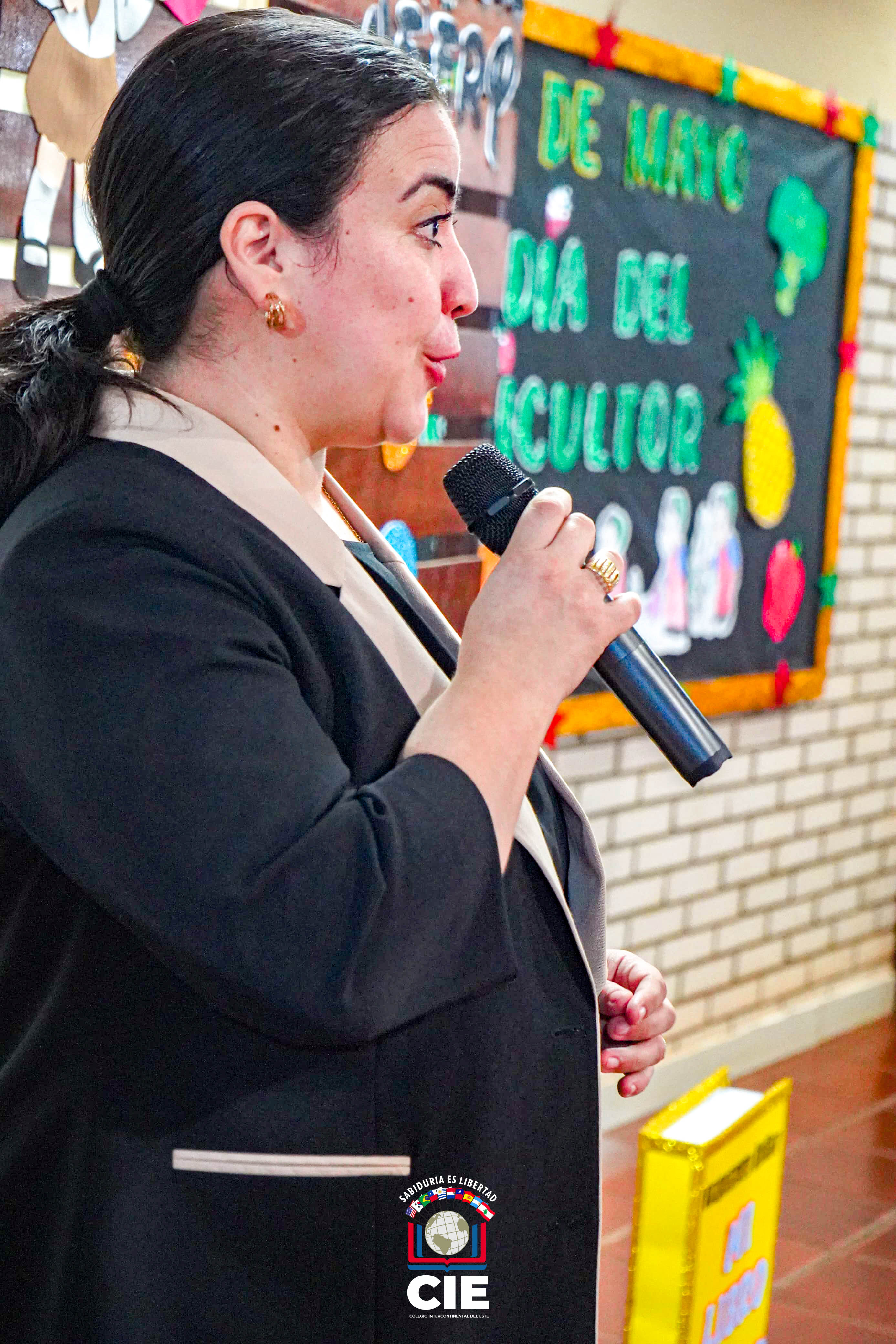 Lanzamiento del Proyecto Libro Viajero: Programa Ñe’ẽry en el CIE