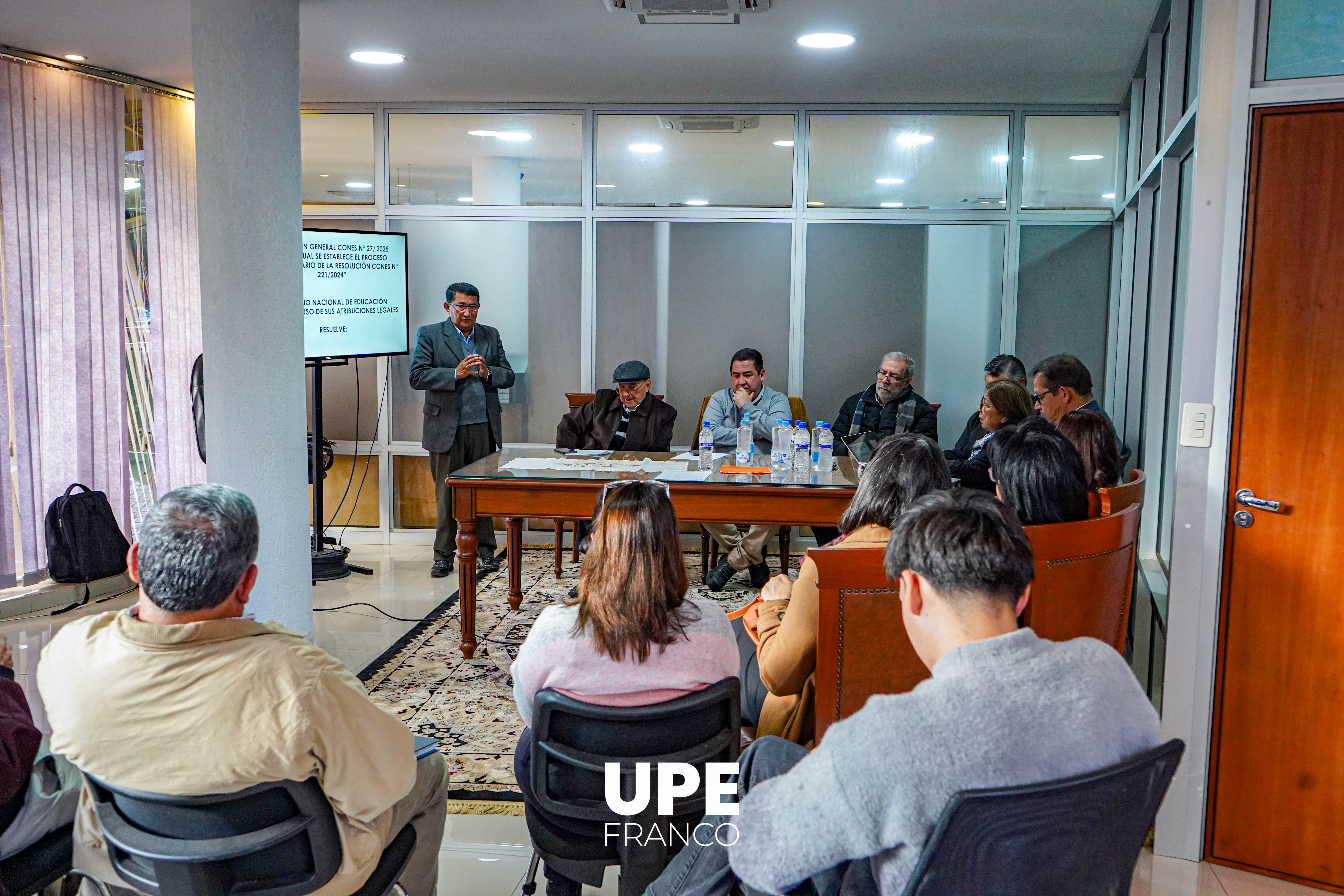 Reunión de decanos y director ejecutivo de la UPE FRANCO