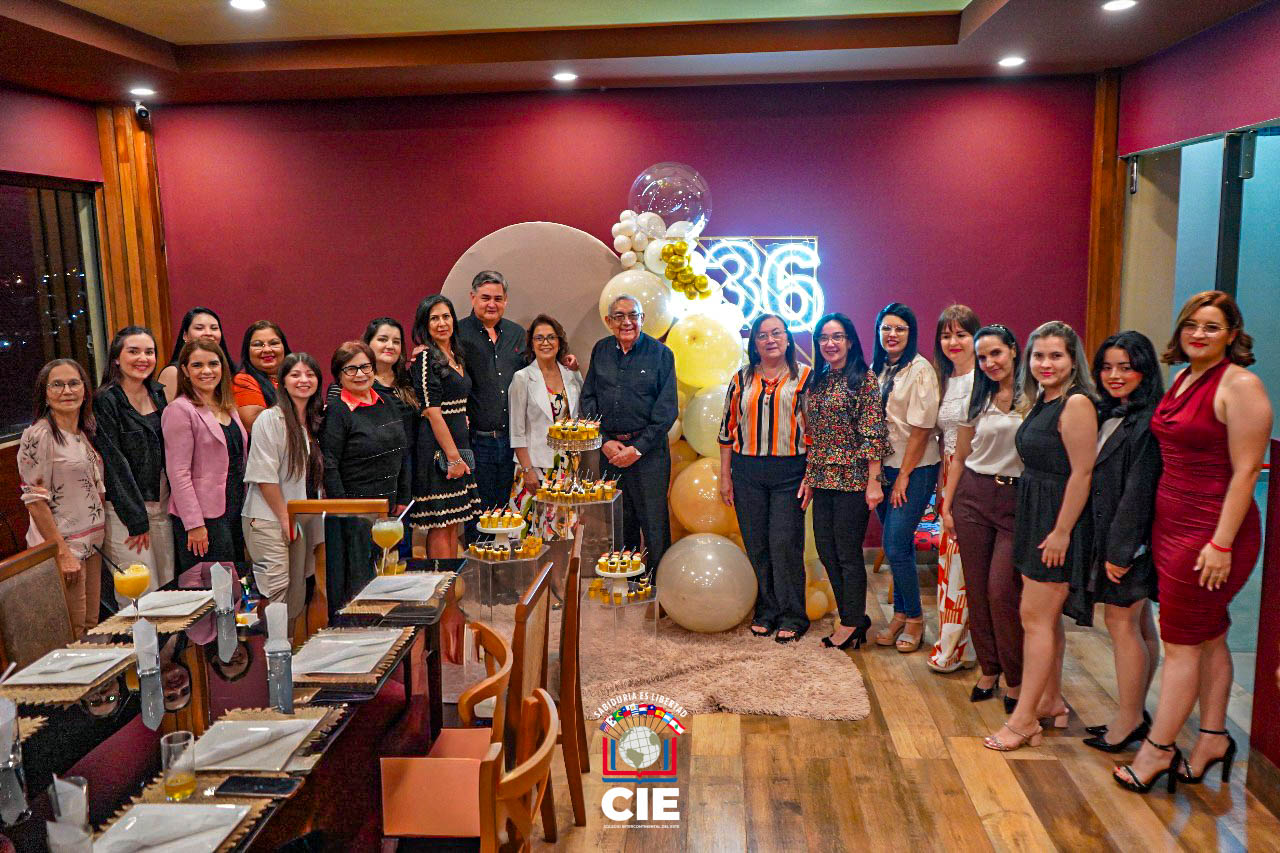 Colegio Intercontinental del Este celebró su 36.º aniversario: Cena de confraternización