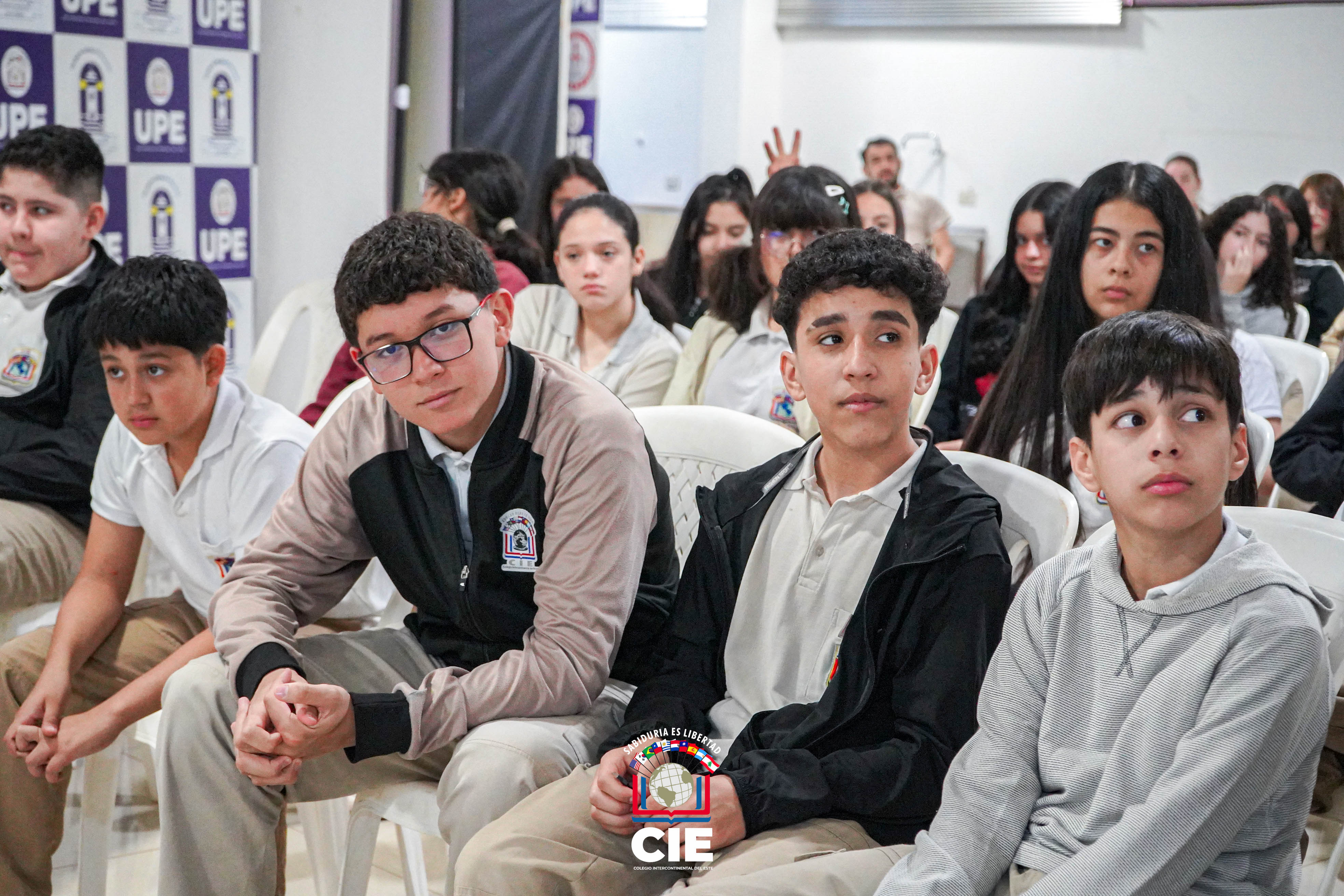 Septiembre Amarillo: Prevención del Suicidio  Jornada de Concienciación en el CIE