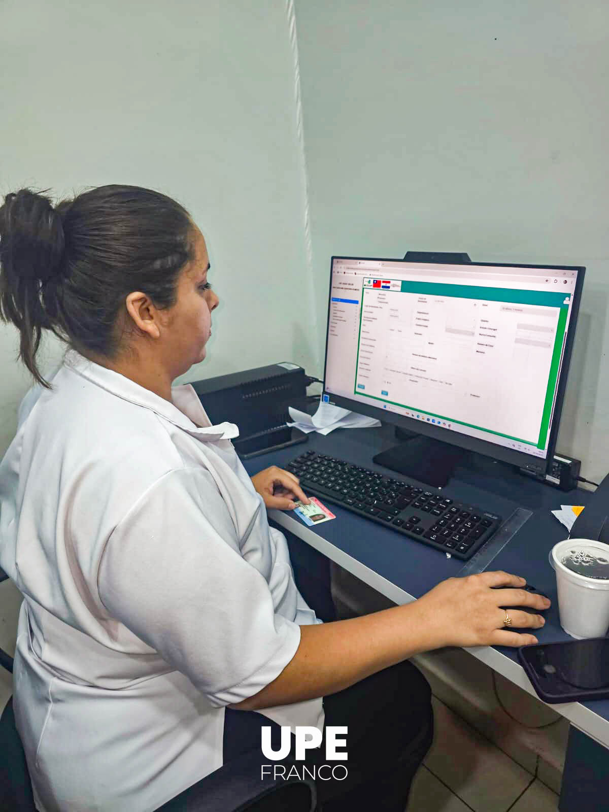 Estudiantes realizan prácticas en la USF Belén: Facultad de Ciencias de la Salud