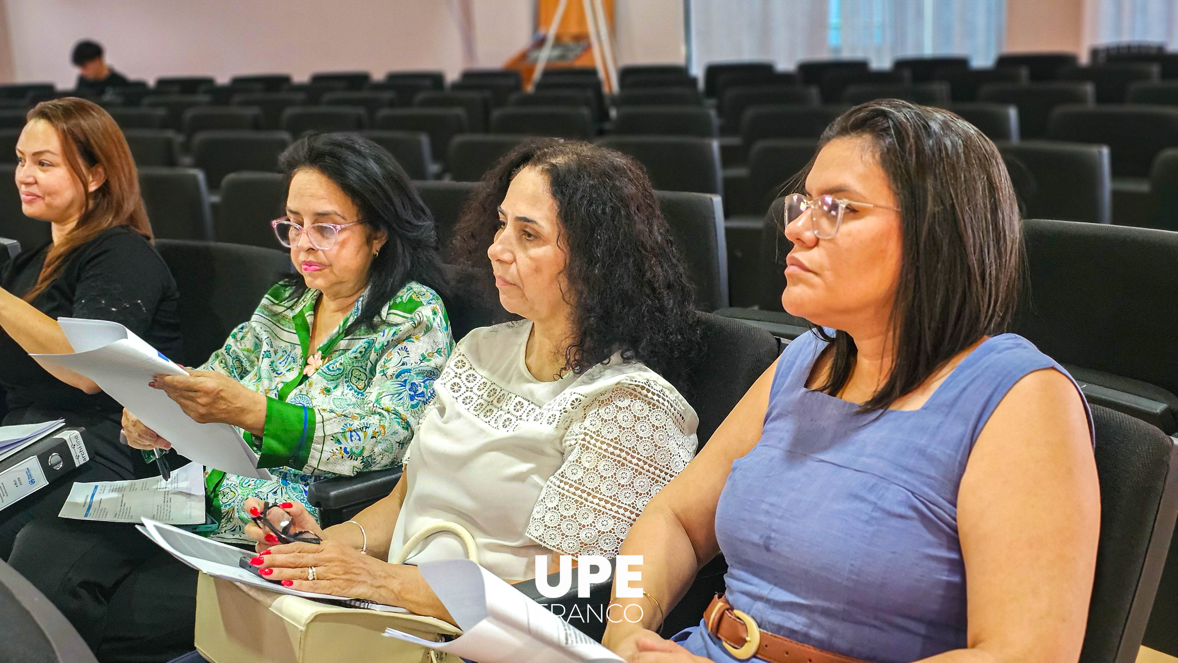 Reunión de Decanos y Directores - UPE FRANCO