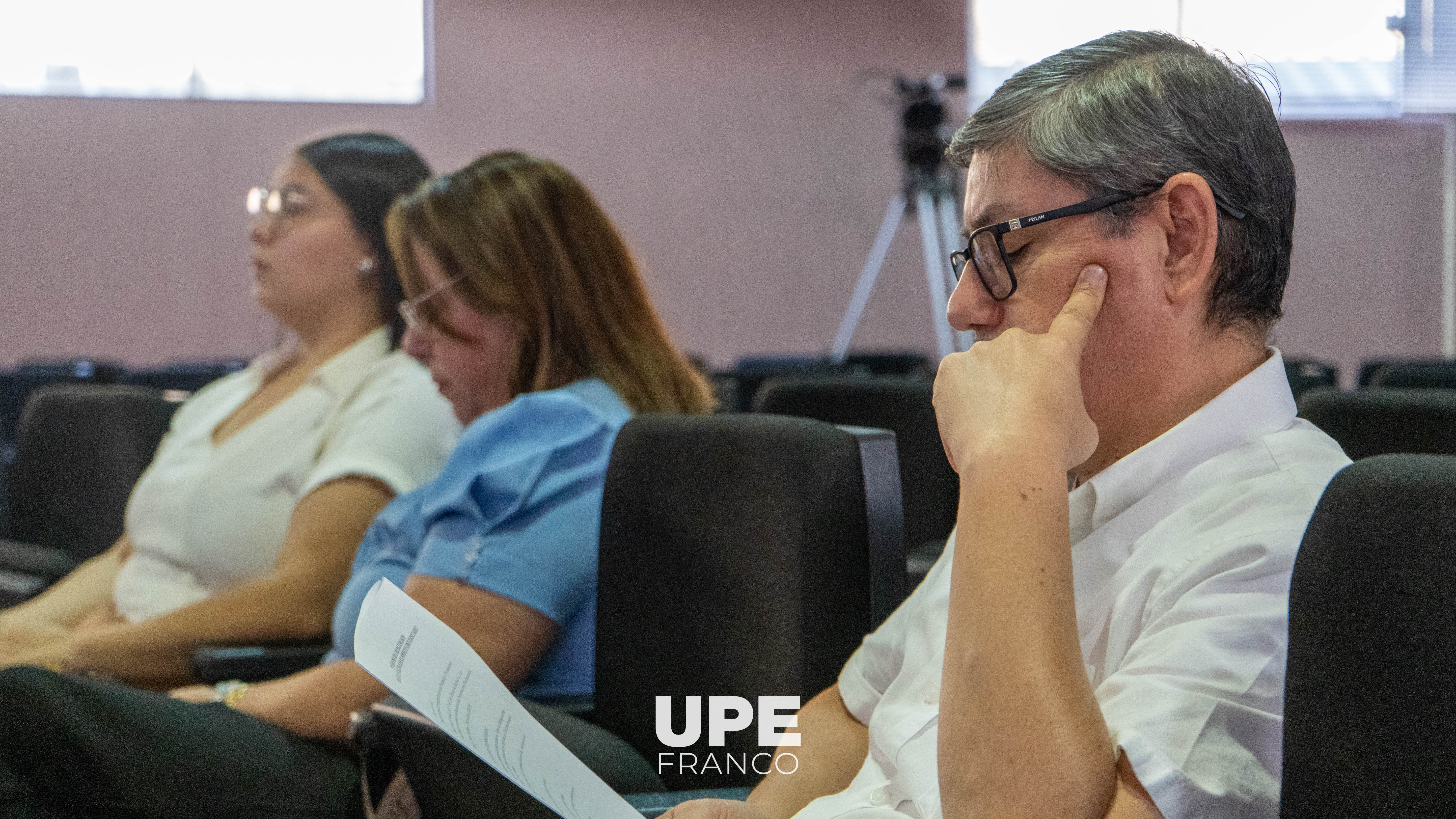 Jornada sobre Inclusión Universitaria fortalece la formación docente en la UPE Franco