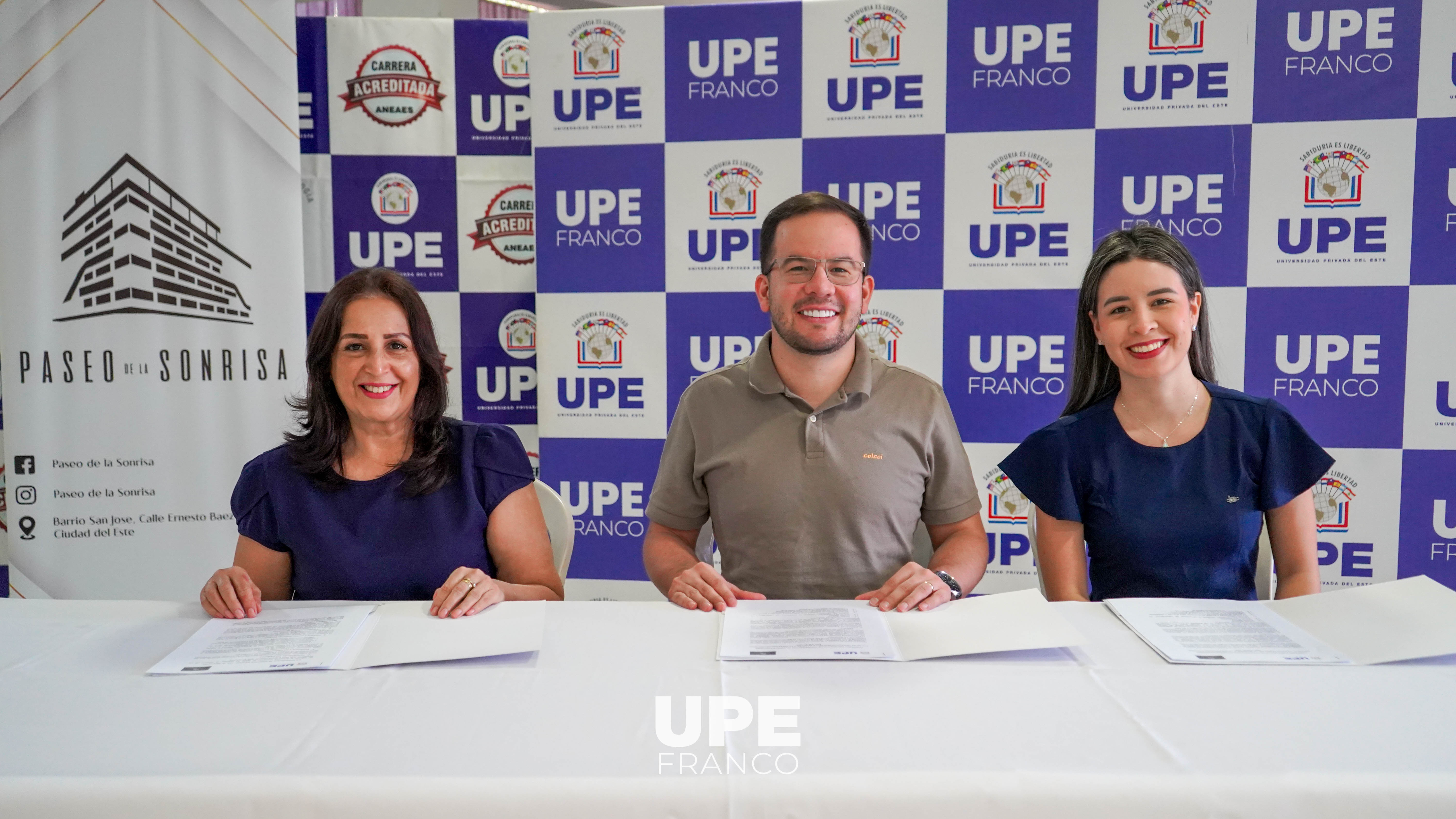 Firma de Convenio entre la UPE y el Centro Odontológico Paseo de la Sonrisa