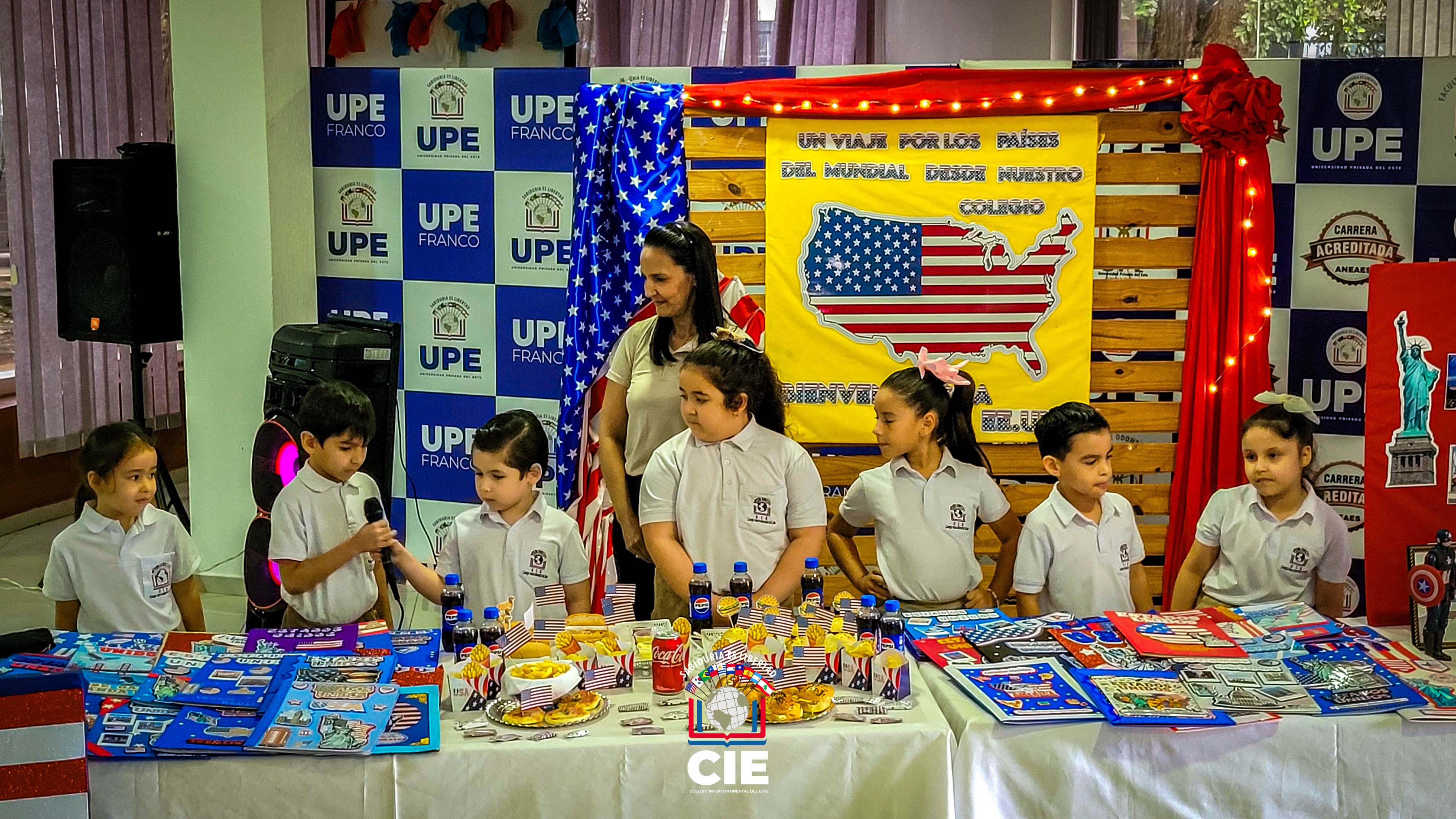 Defensa de Proyecto: “Un viaje por los países del mundial desde nuestro colegio” - CIE