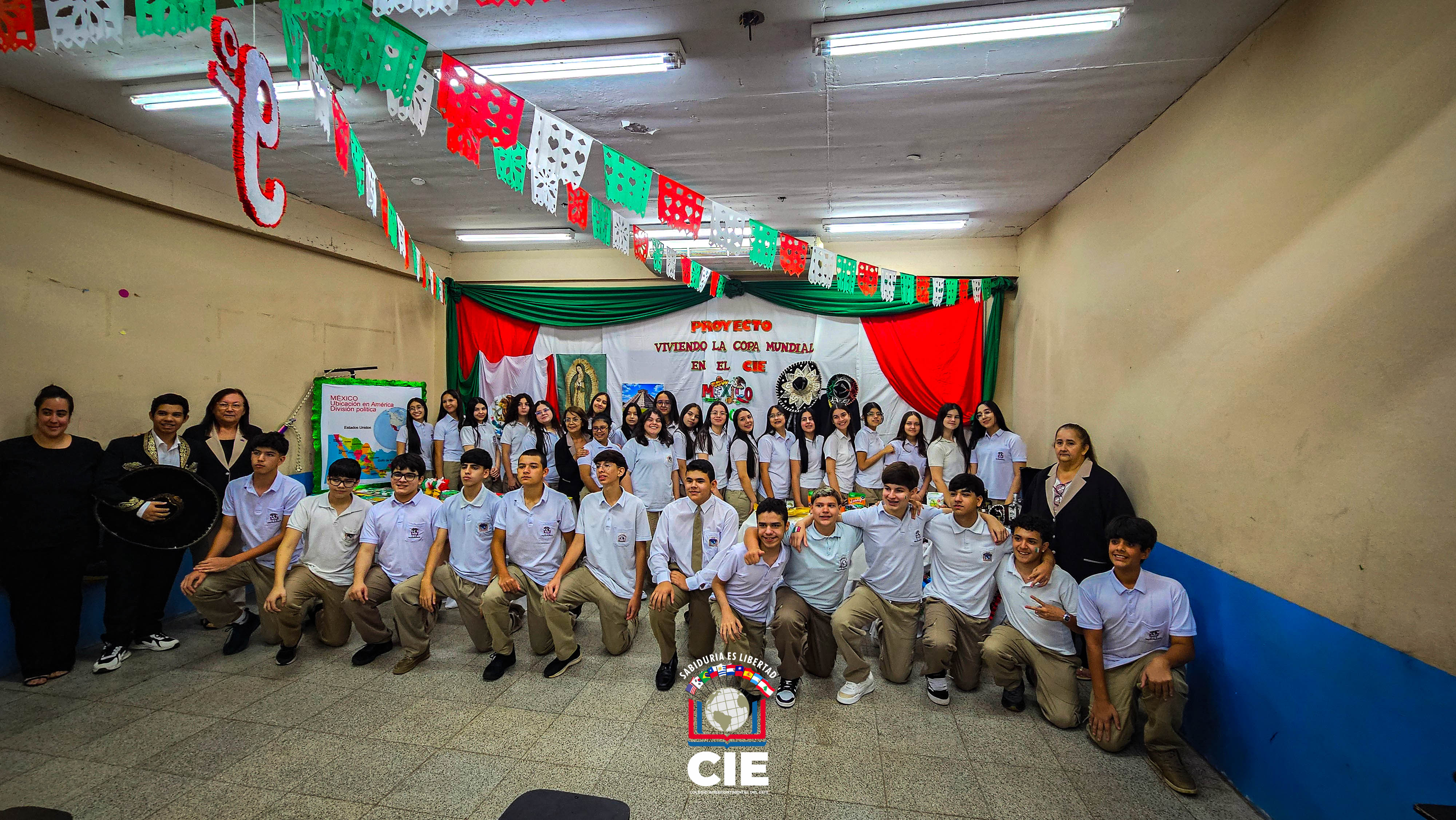 Continúa en marcha el Proyecto “Un viaje por los países del mundial desde nuestro colegio”