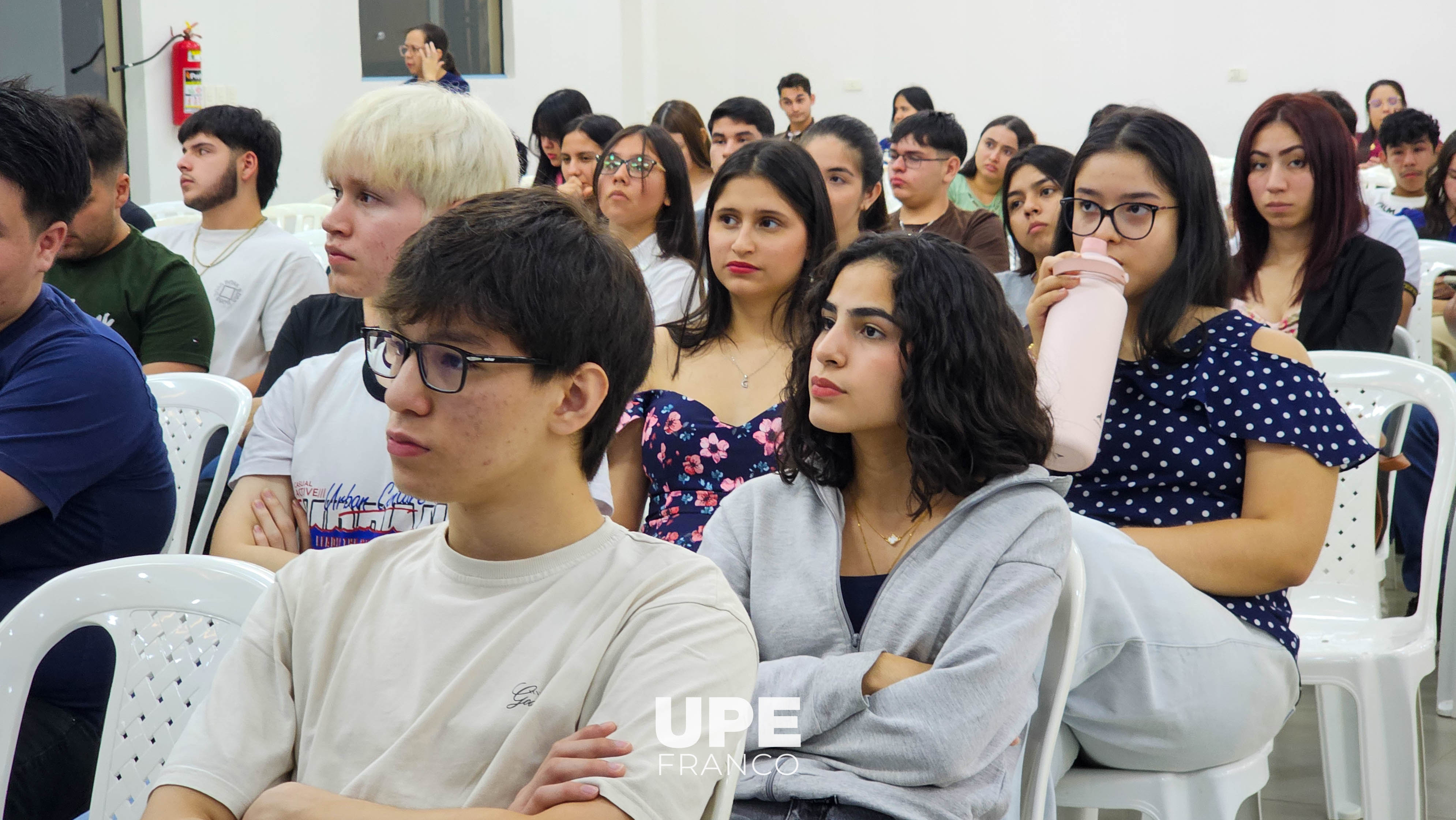 UPE FRANCO DESARROLLÓ CHARLA SOBRE SALUD MENTAL EN EL MARCO DEL MES DE LA SALUD