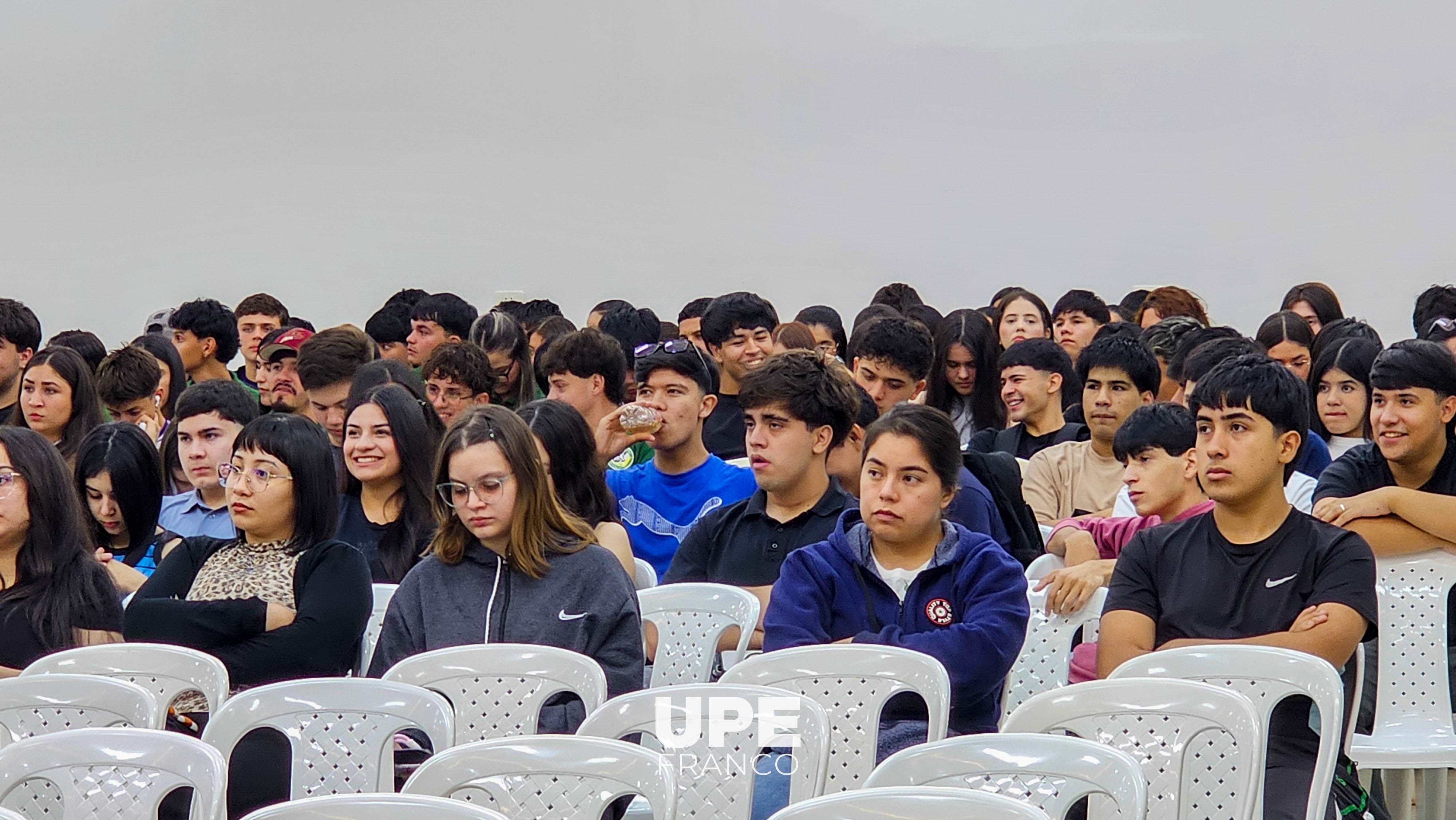 UPE FRANCO DESARROLLÓ CHARLA SOBRE SALUD MENTAL EN EL MARCO DEL MES DE LA SALUD