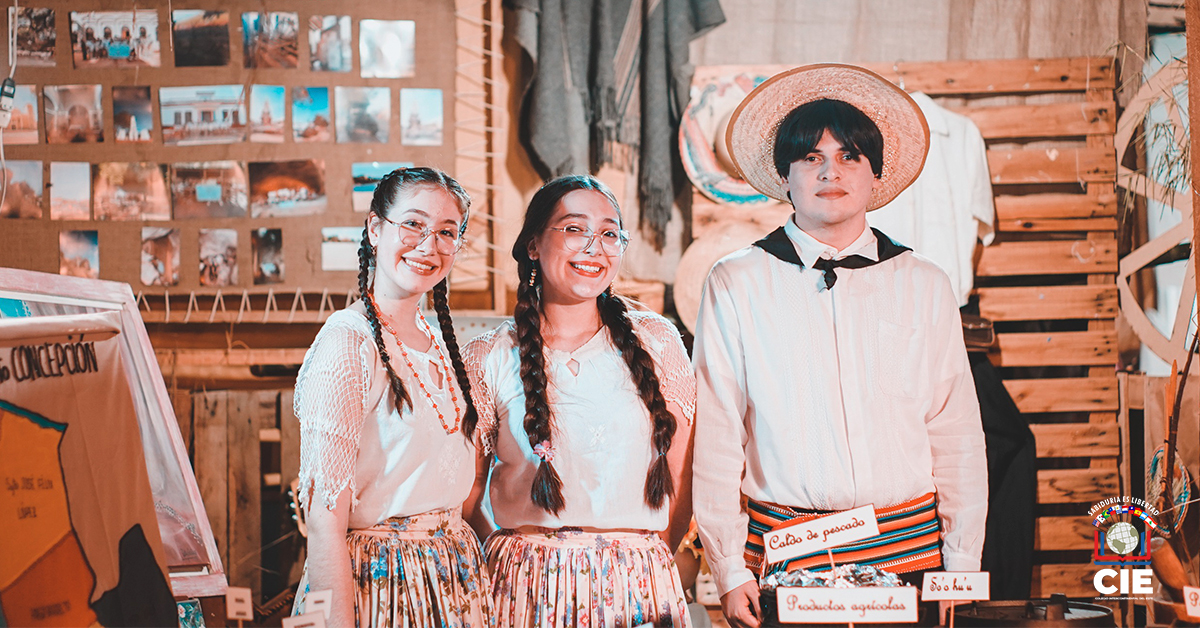 Celebrando el Día del Folklore Paraguayo en el CIE